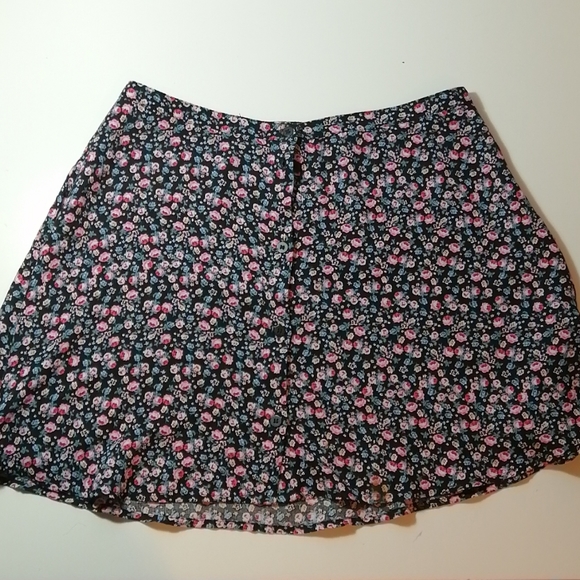 Buttoned Up Floral Skirt